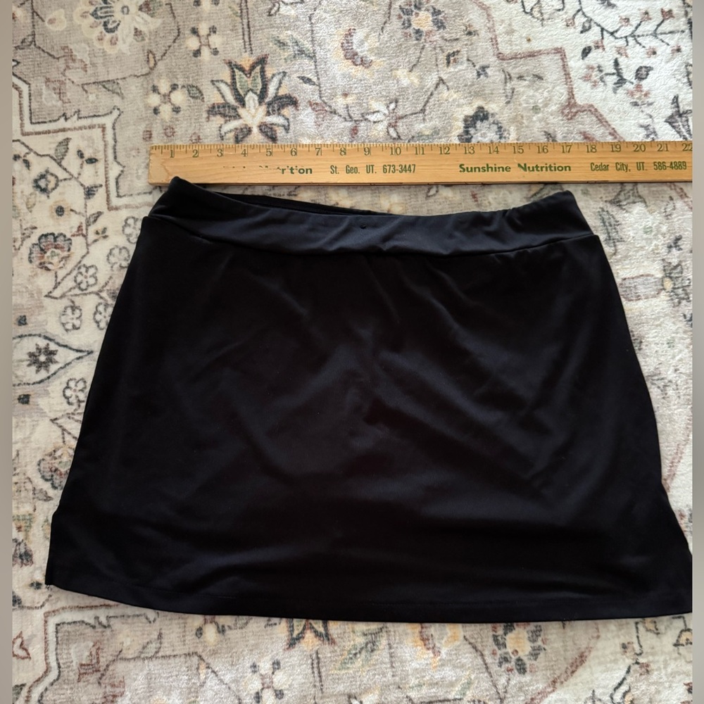 Athleisure Style Black Skort